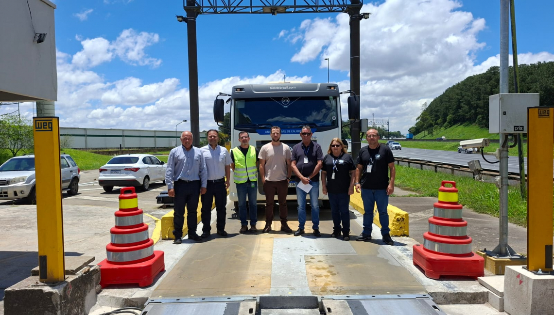 Em Cubatão, Ipem-SP verifica balança dinâmica na rodovia SP 160